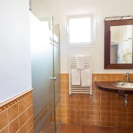 Finesse Type 1 By Interhome Vila