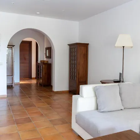 Finesse Tipo 1 3dormitorios By Interhome Villa Son Bou