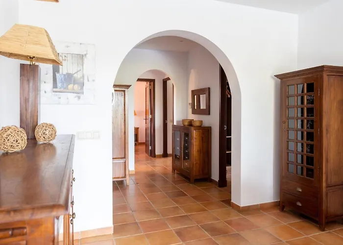 فيلة Finesse Type 1 By Interhome